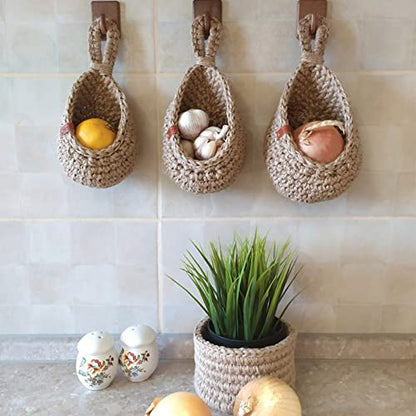 GLIMPSE | Vintage woven products Wall hanging baskets