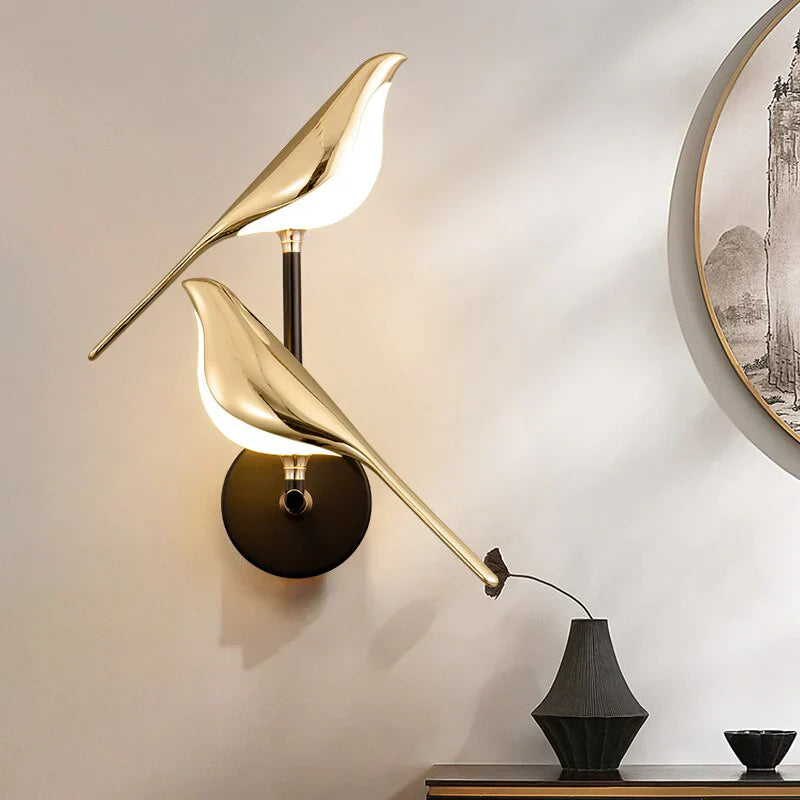 GLIMPSE | Majestic Avian Wall Lamp