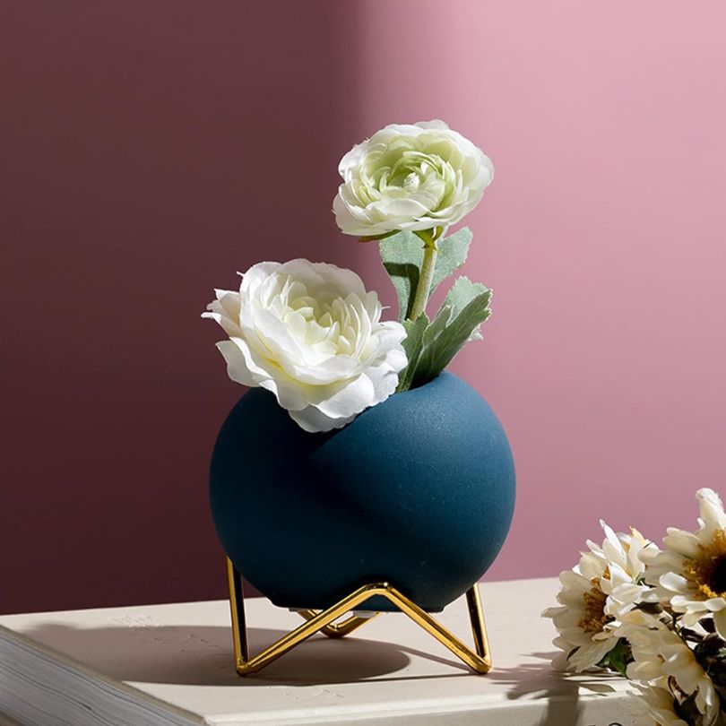 GLIMPSE |  Stylish Round Planter with Metal Base