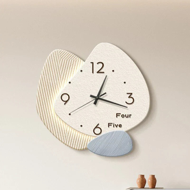 GLIMPSE | Scandinavian creative irregular decorative wall clock