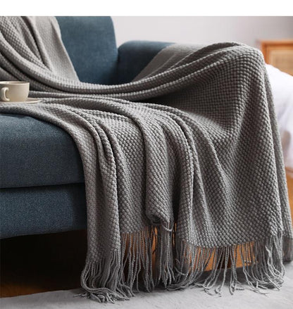 GLIMPSE | Boho knitted frieze blanket